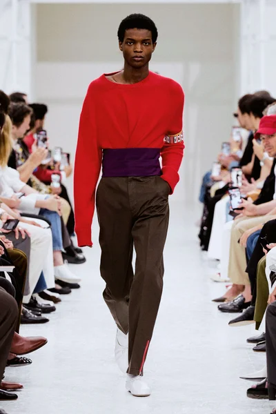 Look 2